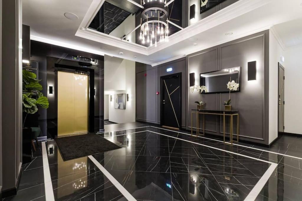 Urban-Glam City Centre Studio With A Gym And Terrace Reval Exterior foto