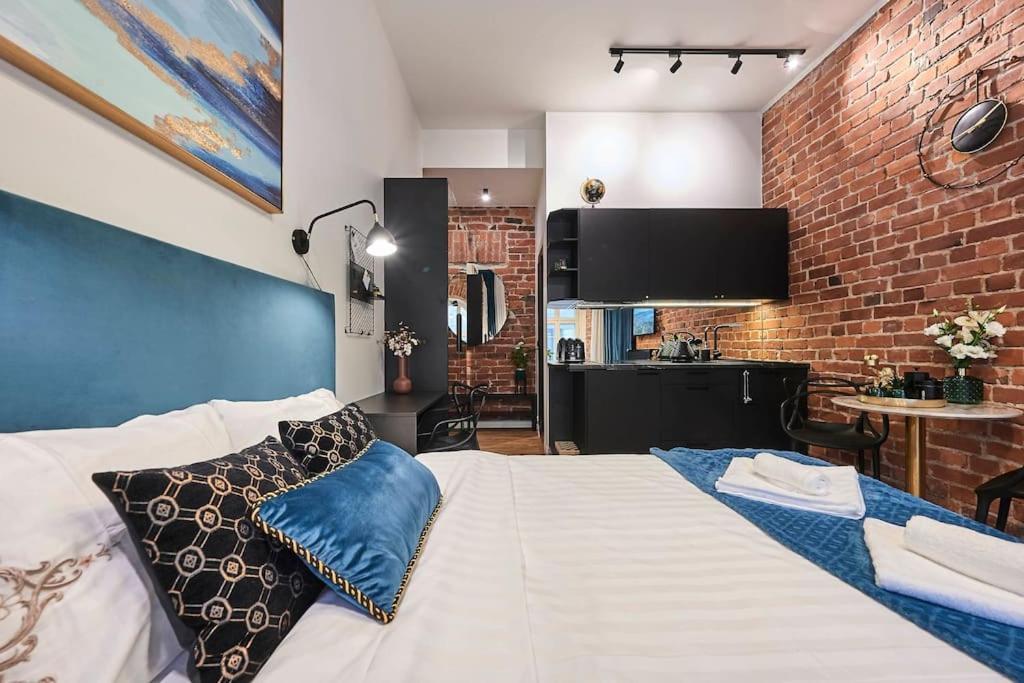 Urban-Glam City Centre Studio With A Gym And Terrace Reval Exterior foto